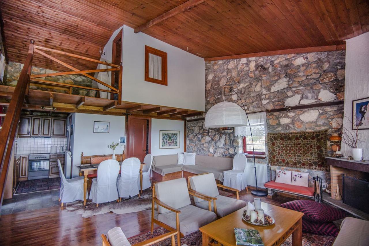 Stonehouse 2 Bedroom Chalet On Olympus Amazing View Petra  Exterior photo